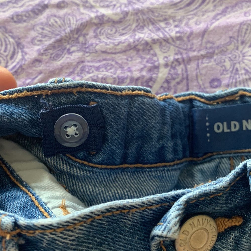 Shorts - Picture 7 of 8